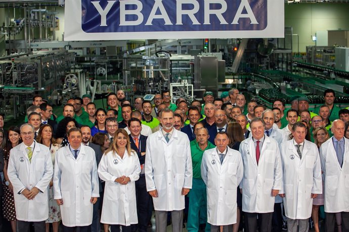 El Rey inaugura la nueva fábrica del grupo Ybarra en Dos Hermanas