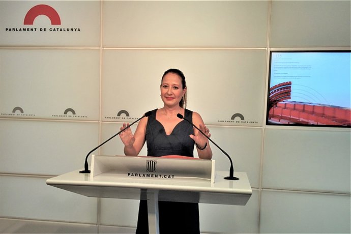 Sonia Sierra, Cs