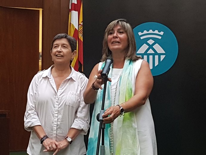 La delegada del Gov. Centr. A Cat., Teresa Cunillera, i l'alcaldessa Núria Marín