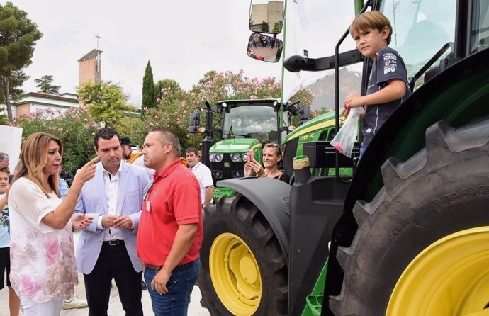 Visita de la presidenta de la Junta, Susana Díaz, a Agropriego