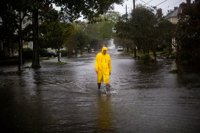 Ascienden a 13 los muertos, entre ellos un bebé, a causa del paso de 'Florence' por Carolina del Norte