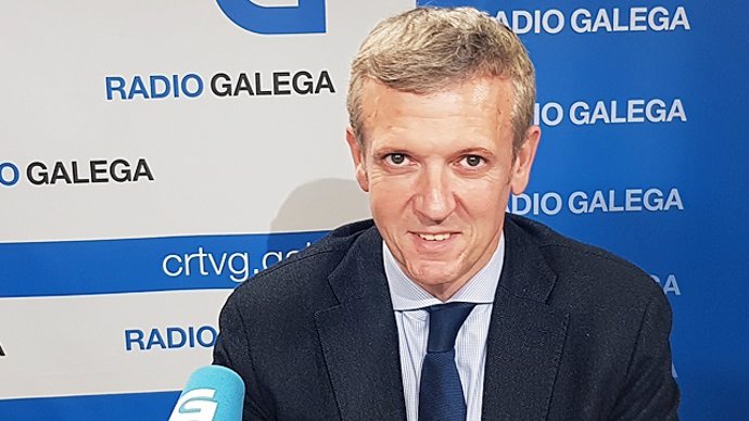 Alfonso Rueda, en entrevista en la Radio Galega