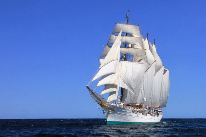 El buque escuela Juan Sebastián de Elcano 