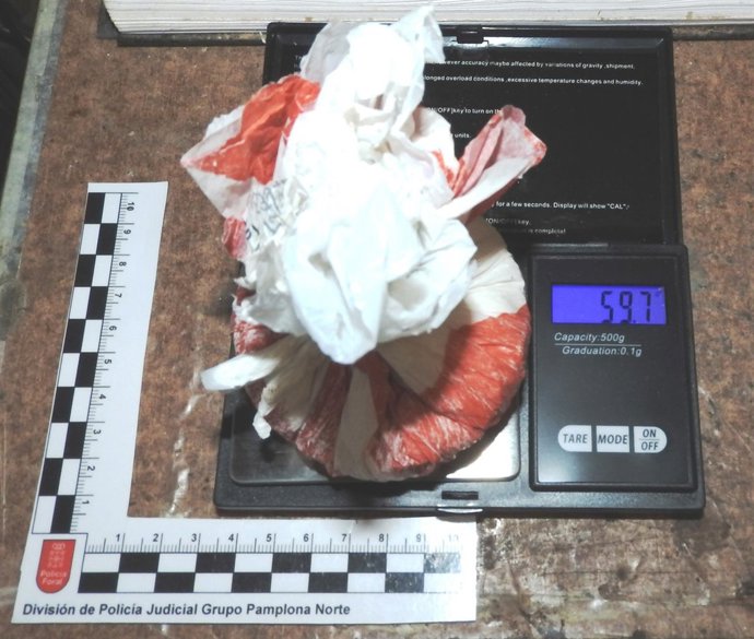 Droga intervenida por la Policía Foral tras una detención en Pamplona.