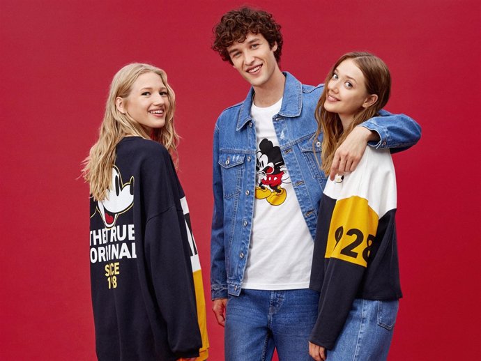Mickey Mouse cumple 90 años y las marcas de moda le rinden homenaje