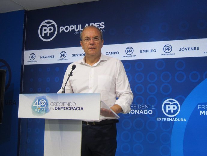 El presidente de PP de Extremadura, José Antonio Mona                           