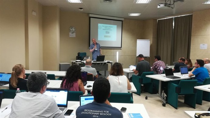 Profesionales se dan cita en un curso sobre herramienas para análisis genómicos