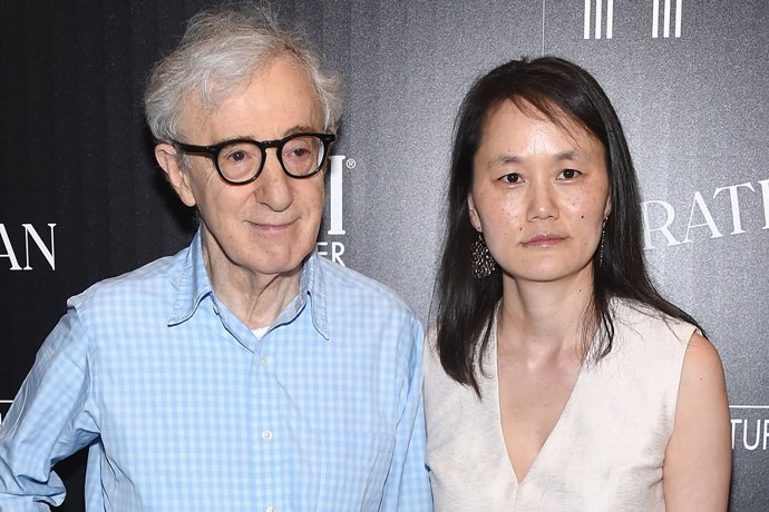  Woody Allen Y Su Esposa Soon-Yi Previn
