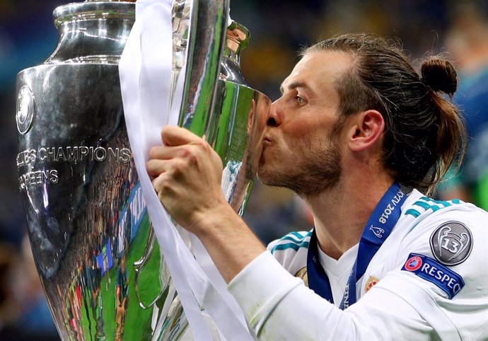Garteh Bale besa la Champions