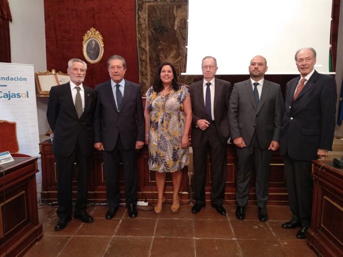 Amo, en la inauguración del simposio