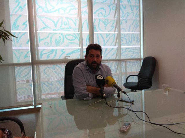 Natxo Costa en rueda de prensa