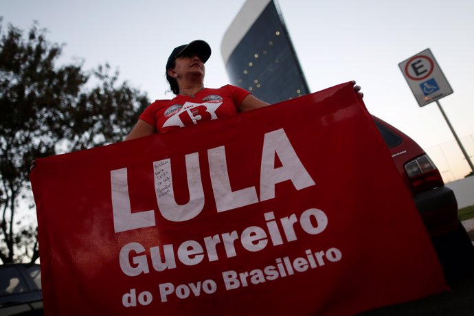 Pancarta de apoyo a Luiz Inácio Lula da Silva