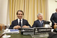 Aznar ve a Iglesias como un "peligro para la democracia" y el líder de Podemos le acusa de "mentir" sobre la 'caja b'