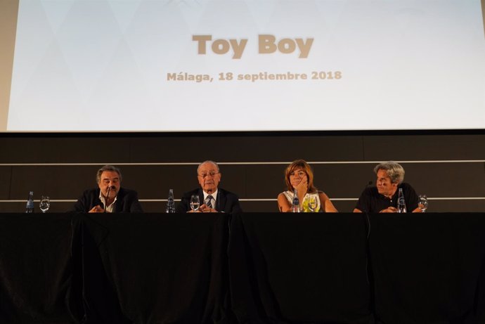 El Ayuntamiento De Málaga Informa: Acuerdo Para El Rodaje De La Serie Toy Boy