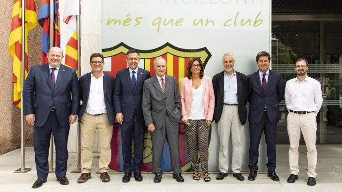 O.Grau, I.Lluch, J.M.Bartomeu, J. Majó, T.Basilio, J.M.Carreras I.Tombas F.Soria