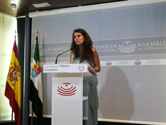 Irene de Miguel en rueda de prensa este miércoles en Mérida