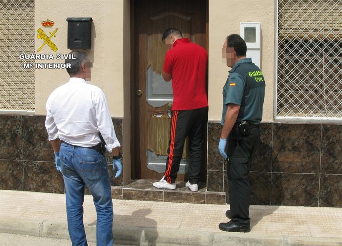 Detenidos dos individuos por delitos contra patrimonio