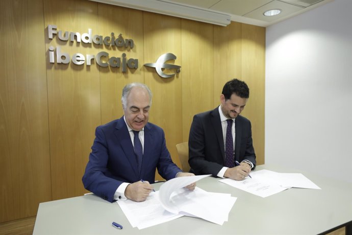 Rodrigo Escrig y Arias han suscrito la adhesión de Avanza Zaragoza al proyecto