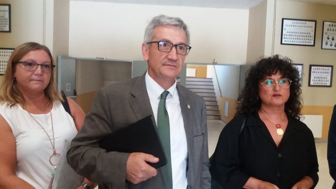 SANTIAGO GARCÍA, RECTOR UNIVERSIDADE DE OVIEDO