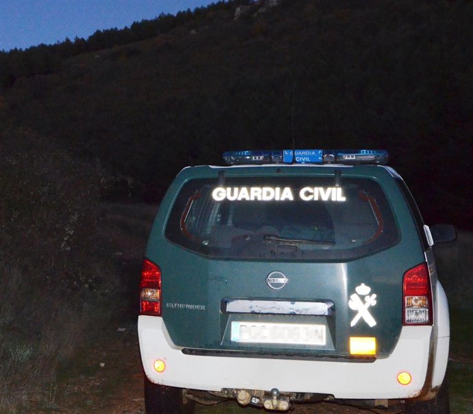Vehículo de la Guardia Civil utilizado en la búsqueda. 