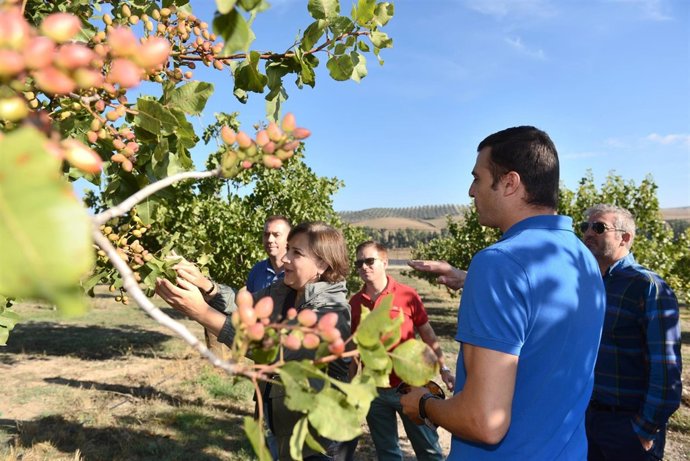 Visita de la Junta a Guadahortuna