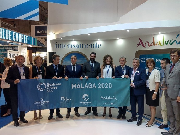 Bendodo fernández conde plata recogen testigo málaga seatrade med 2020