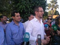 Moreno (PP-A) dice que Borrel tiene que "pedir disculpas" a la comarca del Campo de Gibraltar