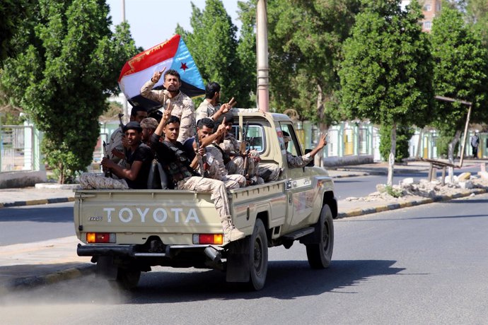 Combatientes separatistas del sur de Yemen en Adén