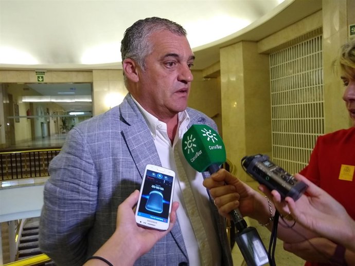 El consejero de Empleo, Javier Carnero, tras la Conferencia Sectorial