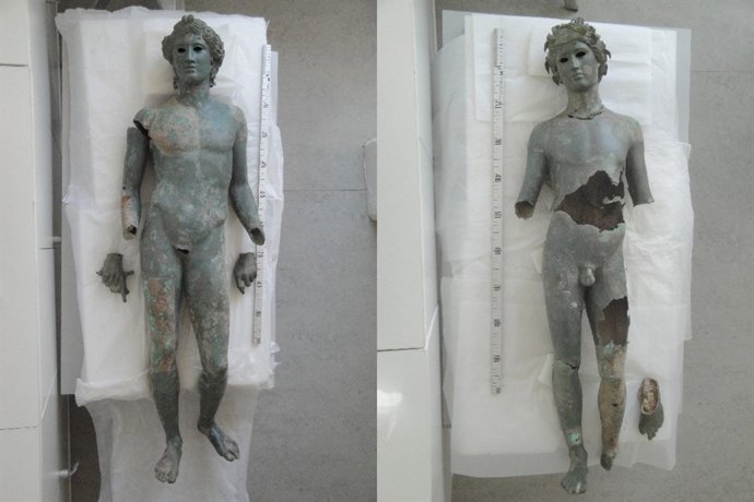 Los efebos de Pedro Abad