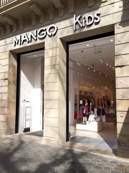 Botiga de Mango Kids al passeig de Gràcia de Barcelona