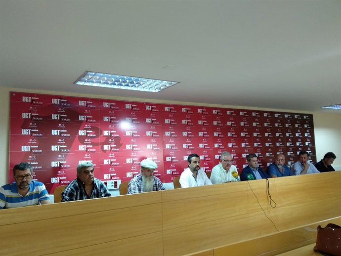 Rueda de prensa para presentar el convenio del campo de Sevilla.