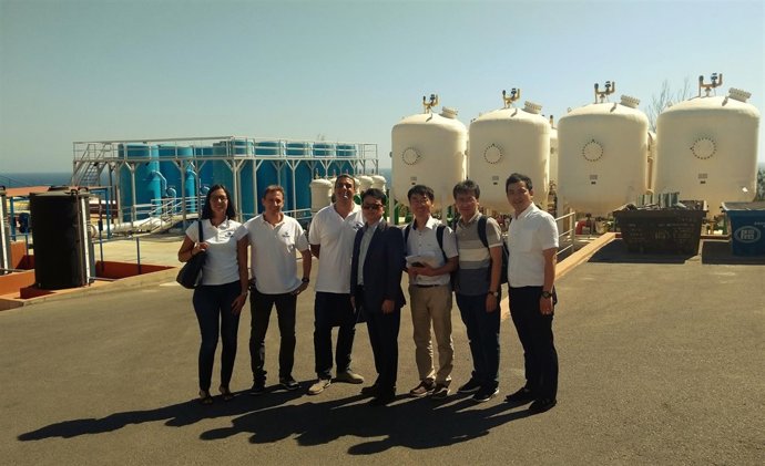 Visita de la expedición coreana