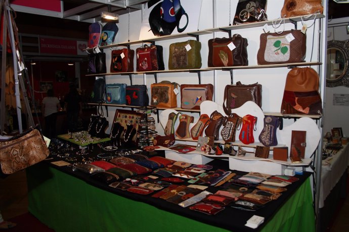 Feria de Artesanía, FARCAMA, Bolsos, Cuero, Stand