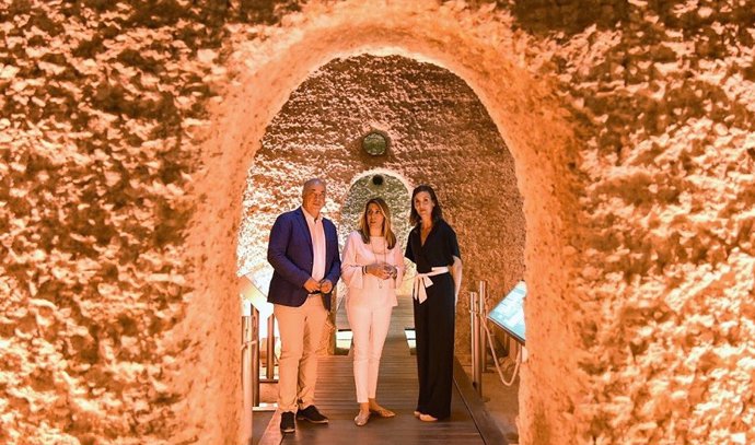 Susana Díaz visita las cisternas romanas de Monturque (Córdoba)