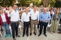 Feijóo encarga a Hernández "completar" la tarea que dejó inconclusa cuatro años atrás