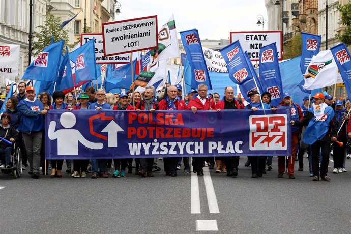 Manifestación sindical en Varsovia