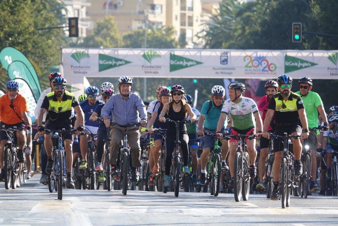 El alcalde de Málaga en el Día de la Bici 2018 
