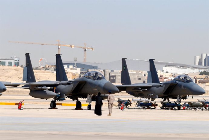 Cazas F-15SA saudíes en Riad