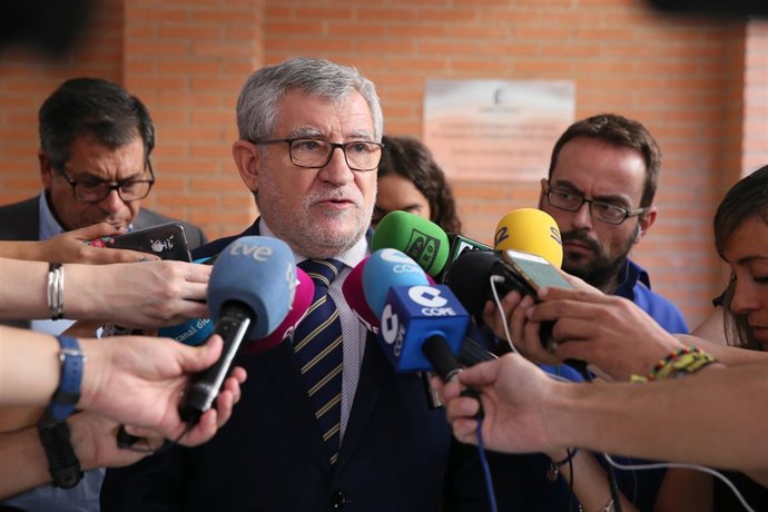 Angel Felpeto en inauguración aulas 'Ciudad de Toledo'