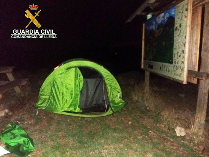  Una De les Tendes de campanya Localitzades Per la Guàrdia Civil En Conca De Dal