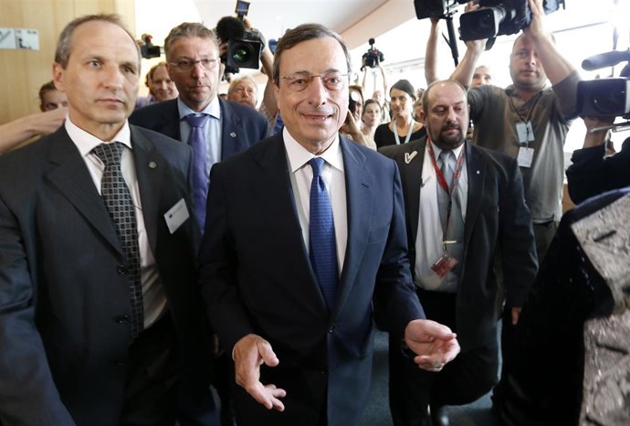 Mario Dragui llegando a la Eurocámara