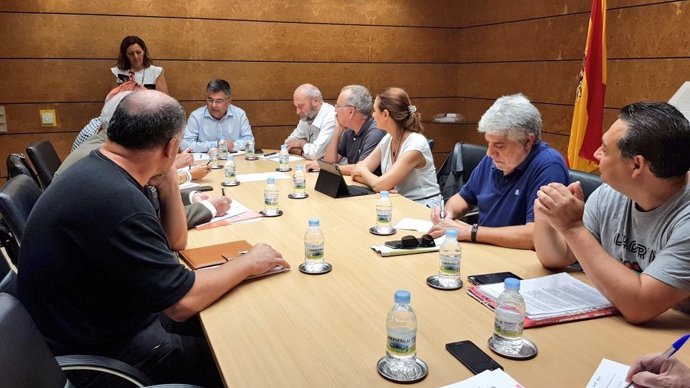 Fulgencio es reuneix amb representants de la Plataforma per l'Horta