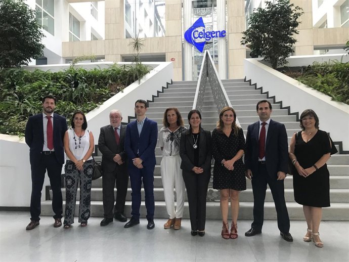 Marina Álvarez visita el Instituto de Investigación Traslacional de Celgene 