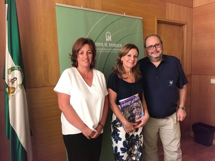 Salud se reúne con asociaciones de implantados cocleares de España