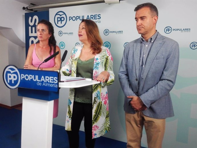 Aránzazu Martín, Carmen Crespo y Amós García (PP)