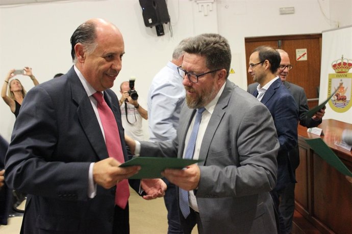 Sánchez Haro entrega ayudas de modernización a industrias agroalimentarias
