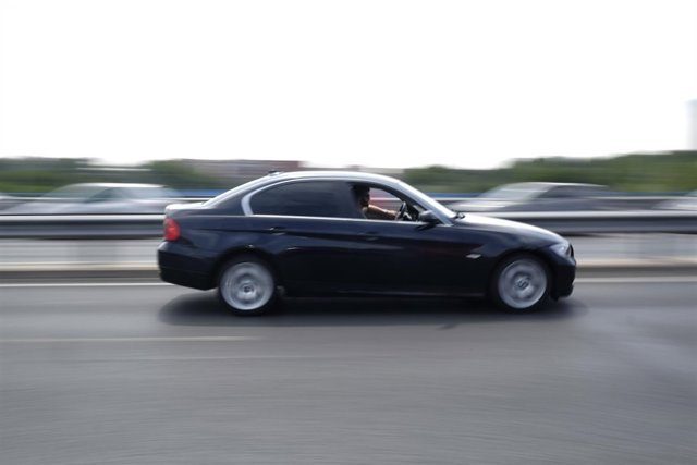 Fotos de recurso de coches, taxis, VTC, gruas, tráfico, carreteras, autovías