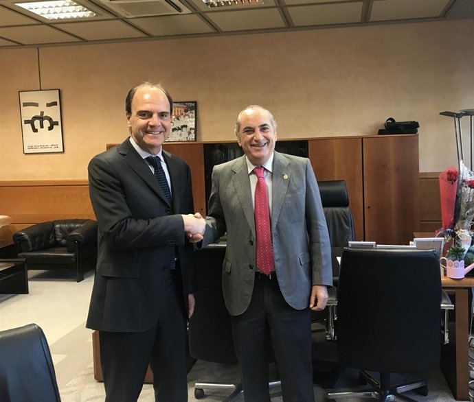 Arriola y el ministro chileno de Vivienda y Urbanismo