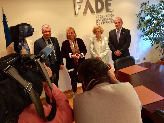 Reunión del PP de Asturias con la FADE